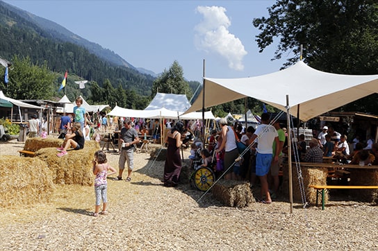 Ritterspiele auf Burg Sommeregg